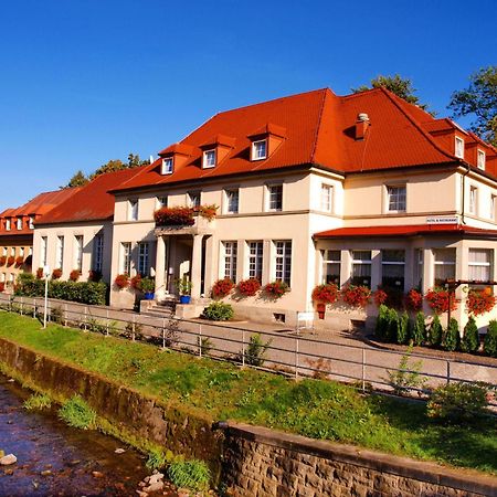 Hotel Saechsisches Haus Berggiesshübel Extérieur photo