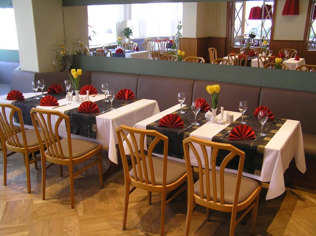 Hotel Saechsisches Haus Berggiesshübel Extérieur photo