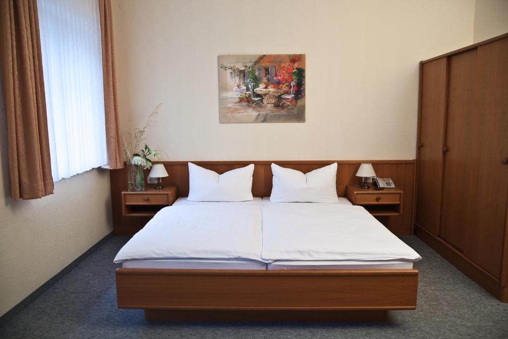 Hotel Saechsisches Haus Berggiesshübel Chambre photo