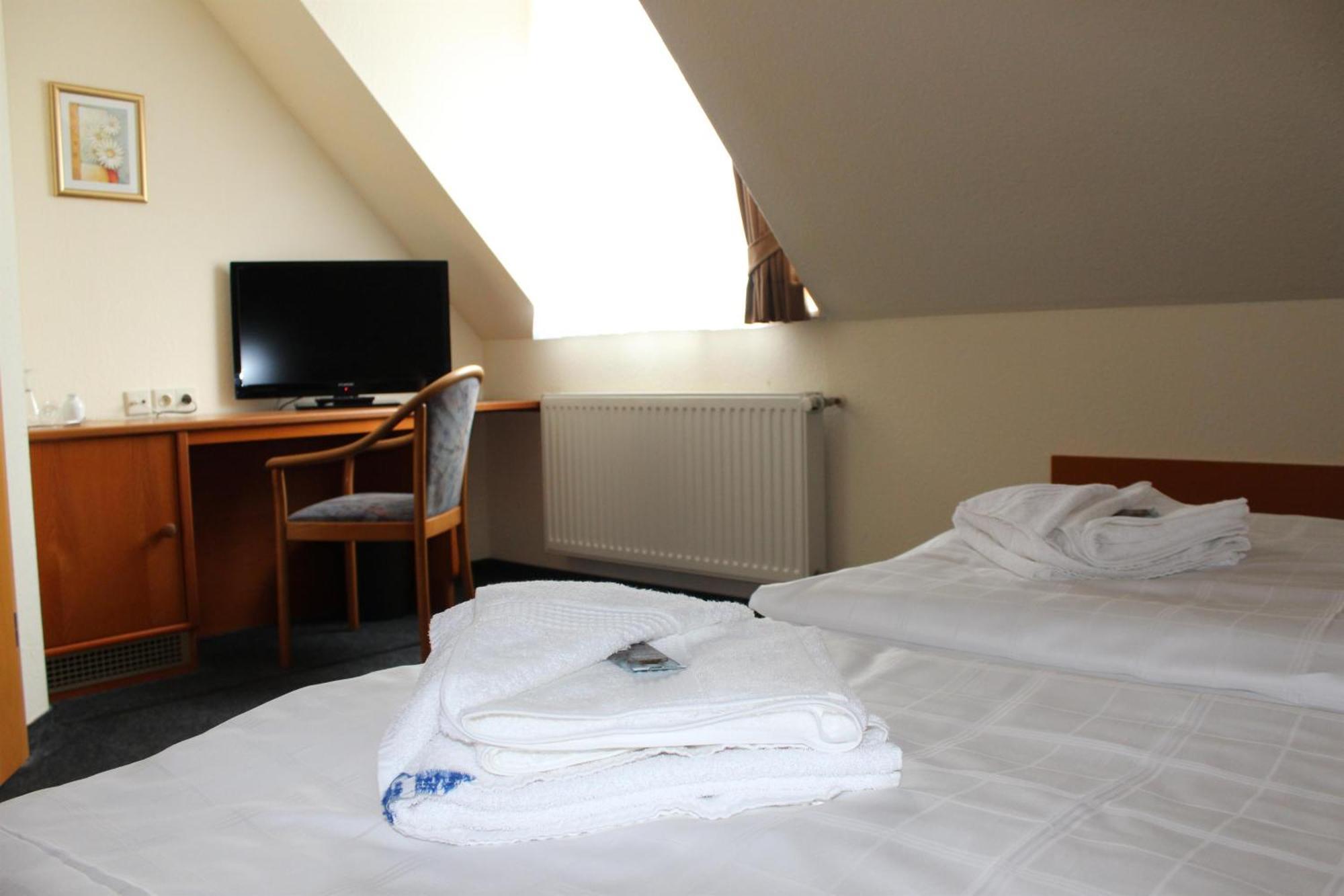Hotel Saechsisches Haus Berggiesshübel Extérieur photo