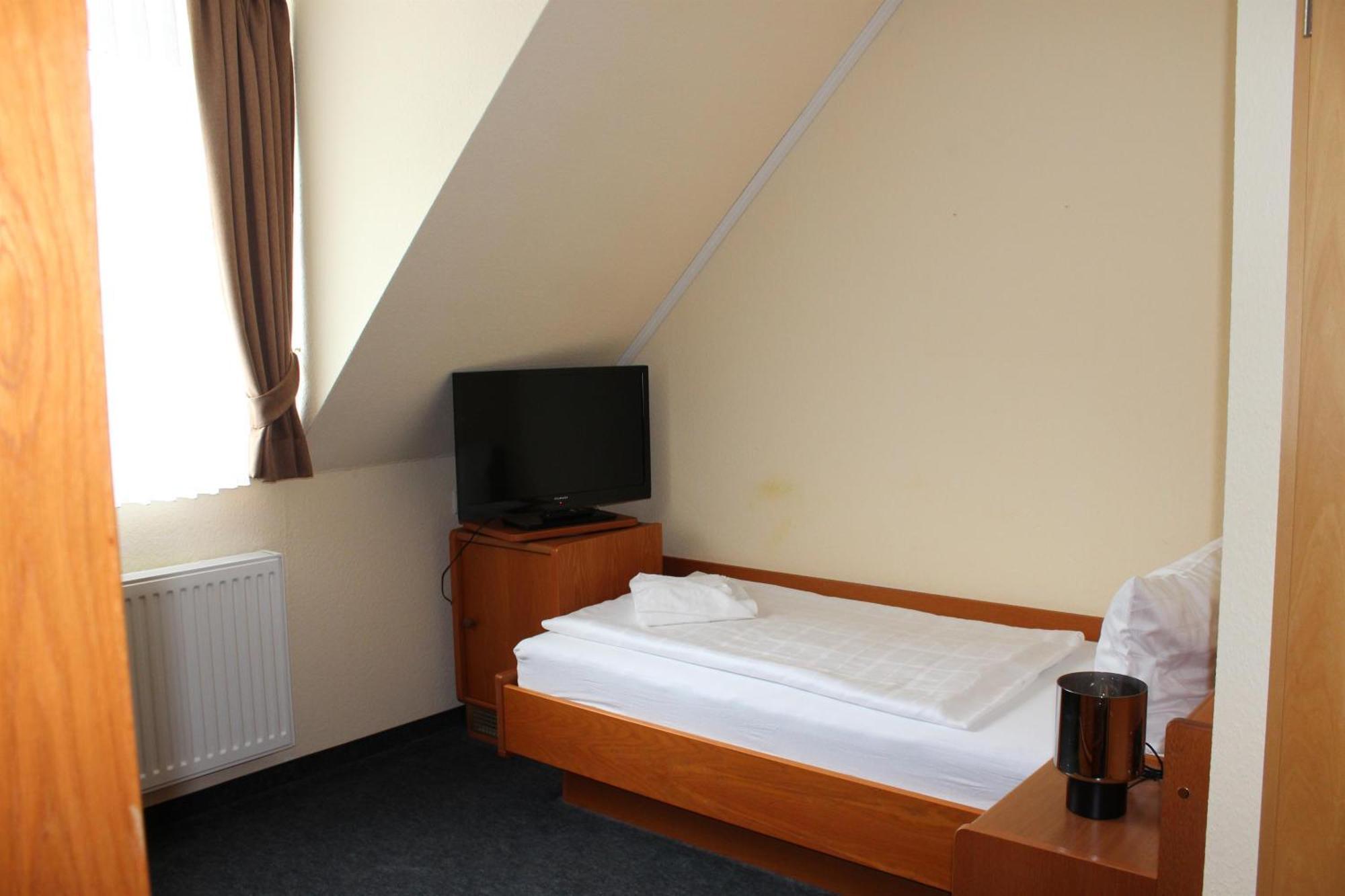 Hotel Saechsisches Haus Berggiesshübel Extérieur photo