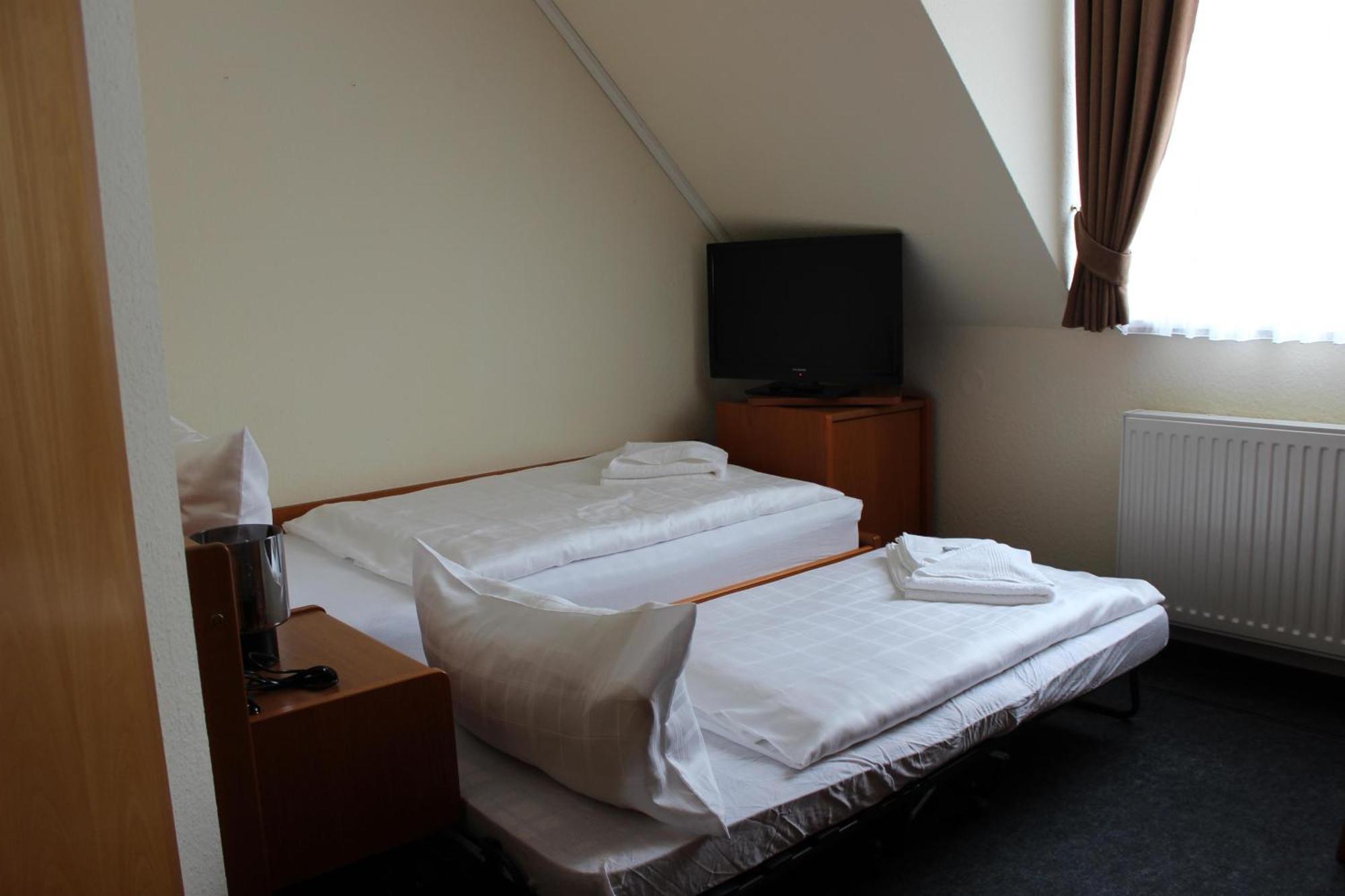 Hotel Saechsisches Haus Berggiesshübel Extérieur photo