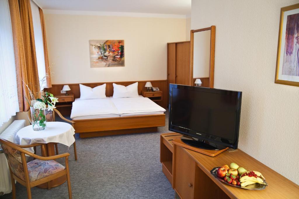 Hotel Saechsisches Haus Berggiesshübel Extérieur photo